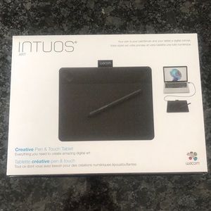 Intuos art Wacom pen and touch tablet